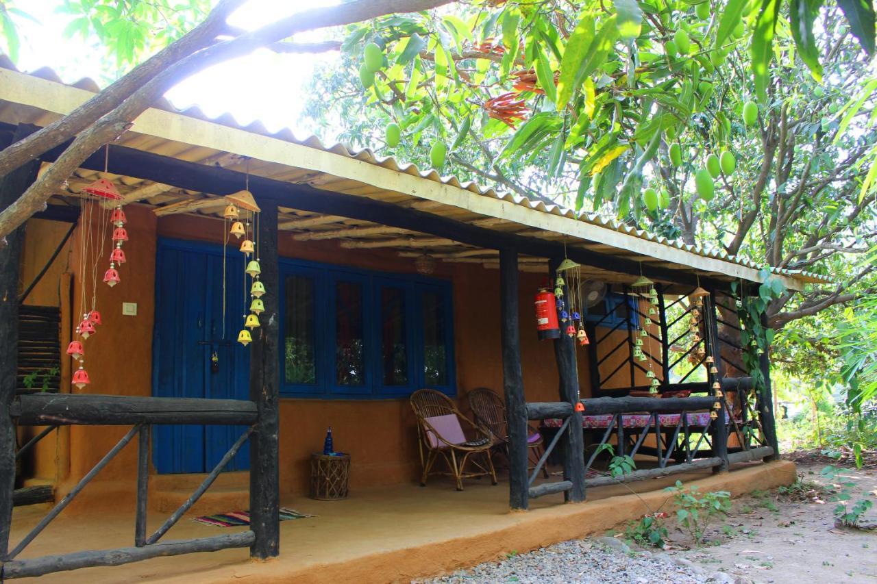 Hotel Camp Hornbill Corbett à Rāmnagar Extérieur photo