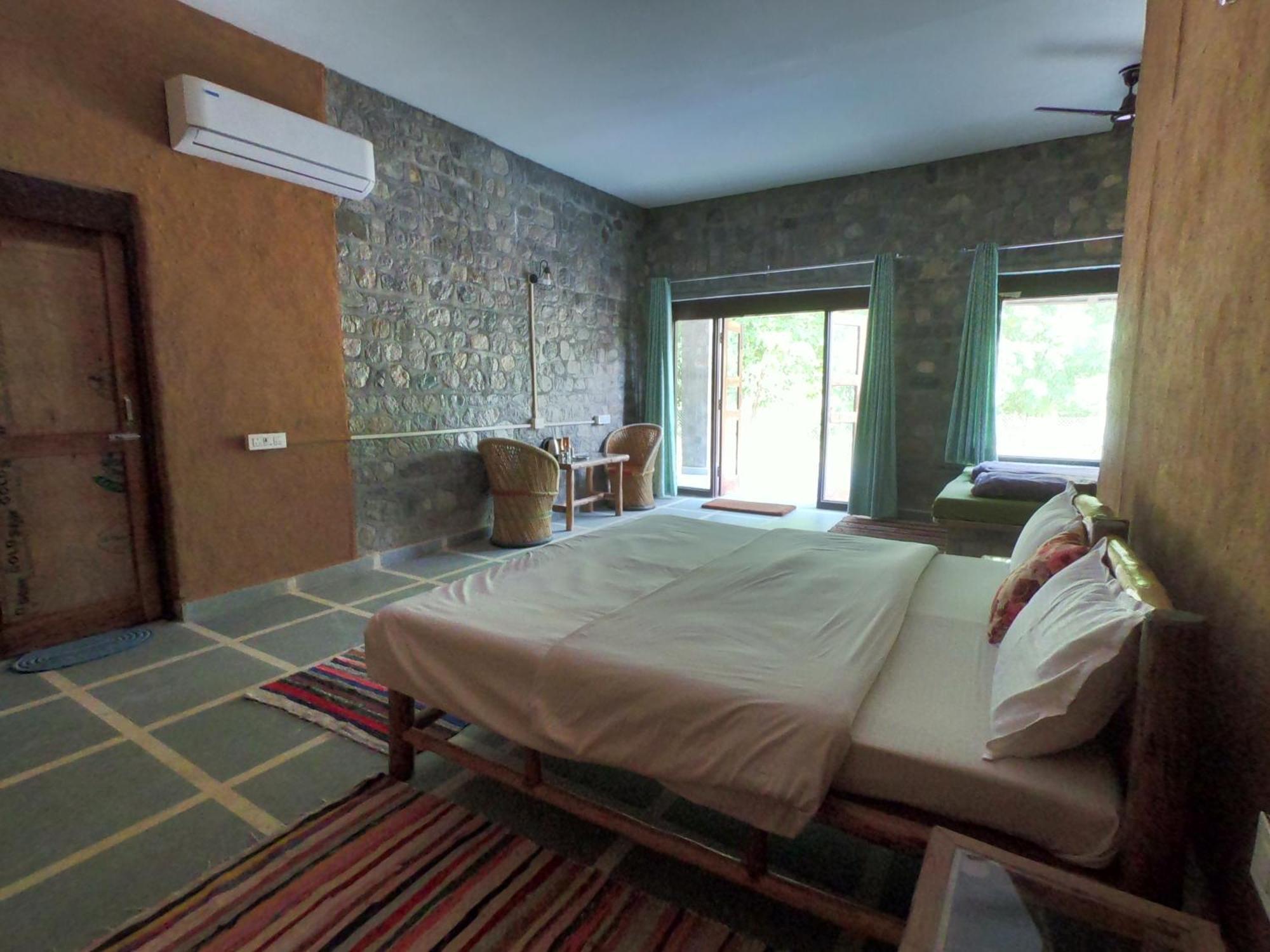 Hotel Camp Hornbill Corbett à Rāmnagar Extérieur photo
