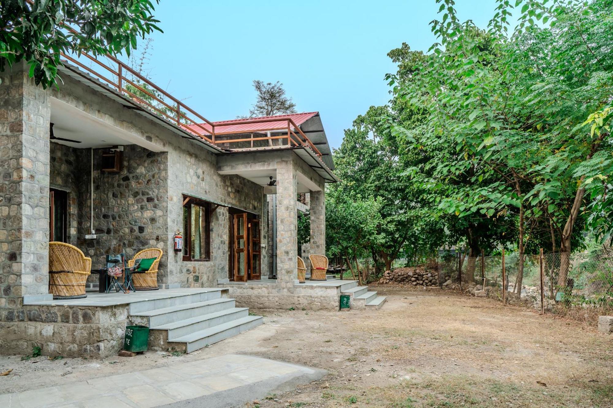 Hotel Camp Hornbill Corbett à Rāmnagar Extérieur photo