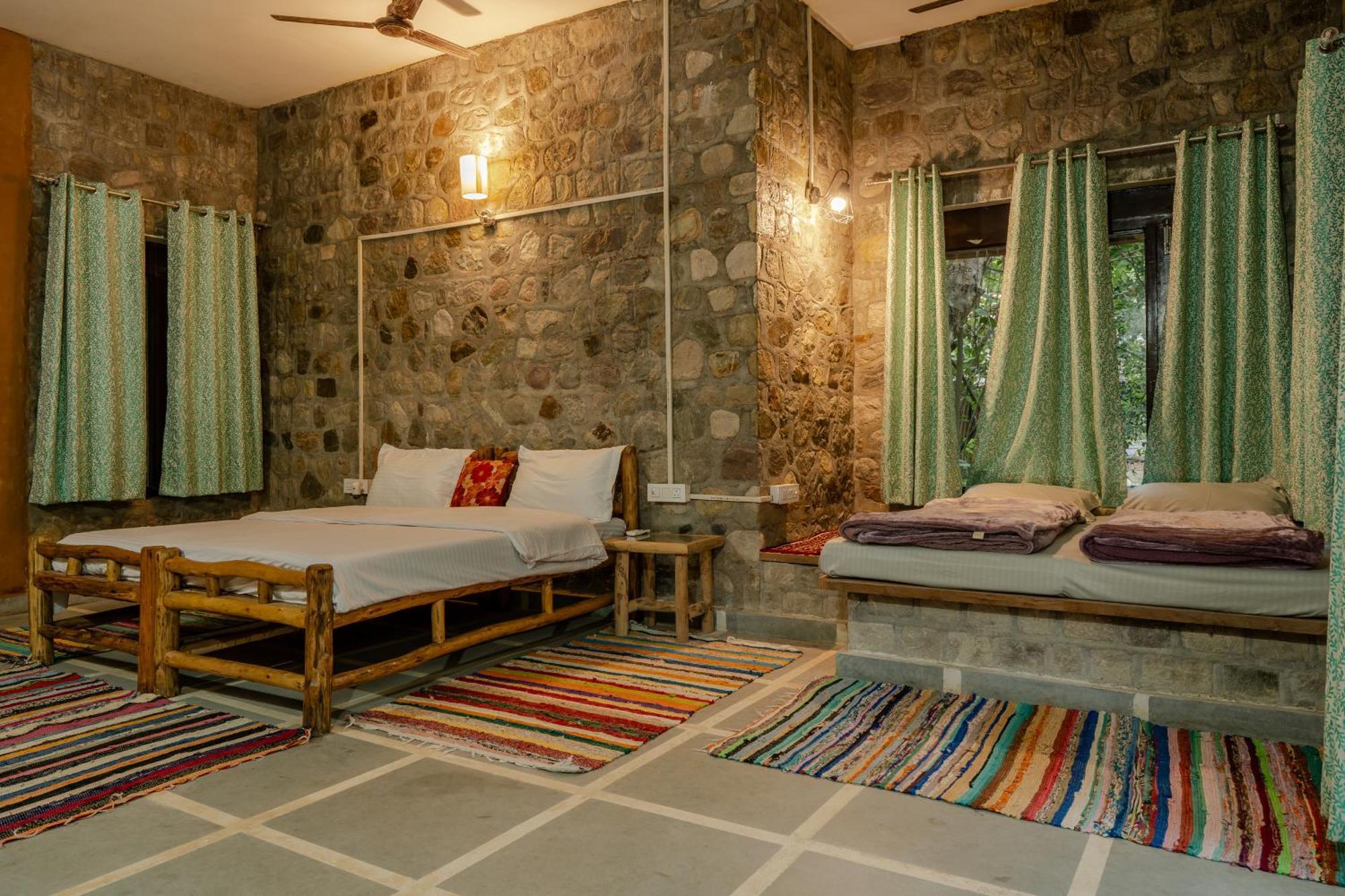 Hotel Camp Hornbill Corbett à Rāmnagar Extérieur photo