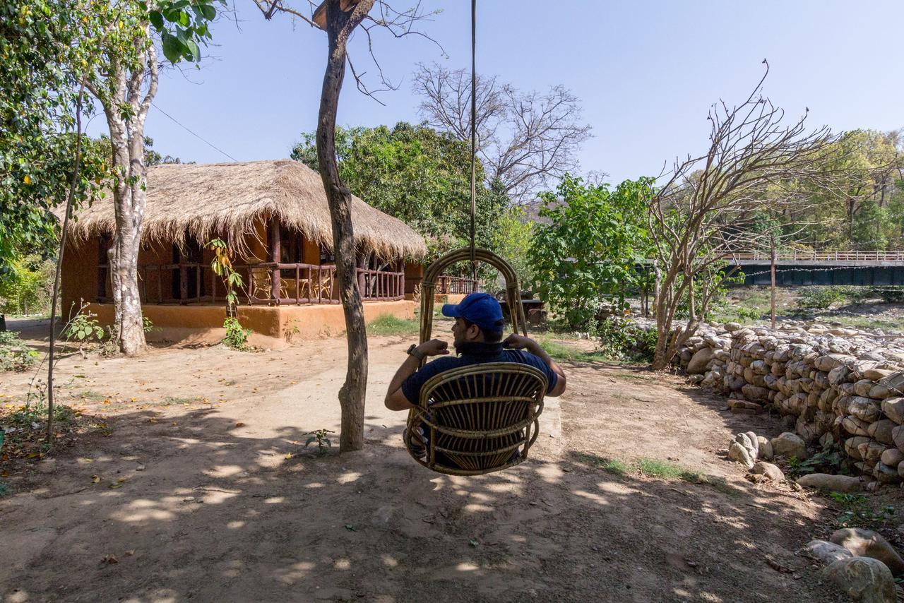 Hotel Camp Hornbill Corbett à Rāmnagar Extérieur photo